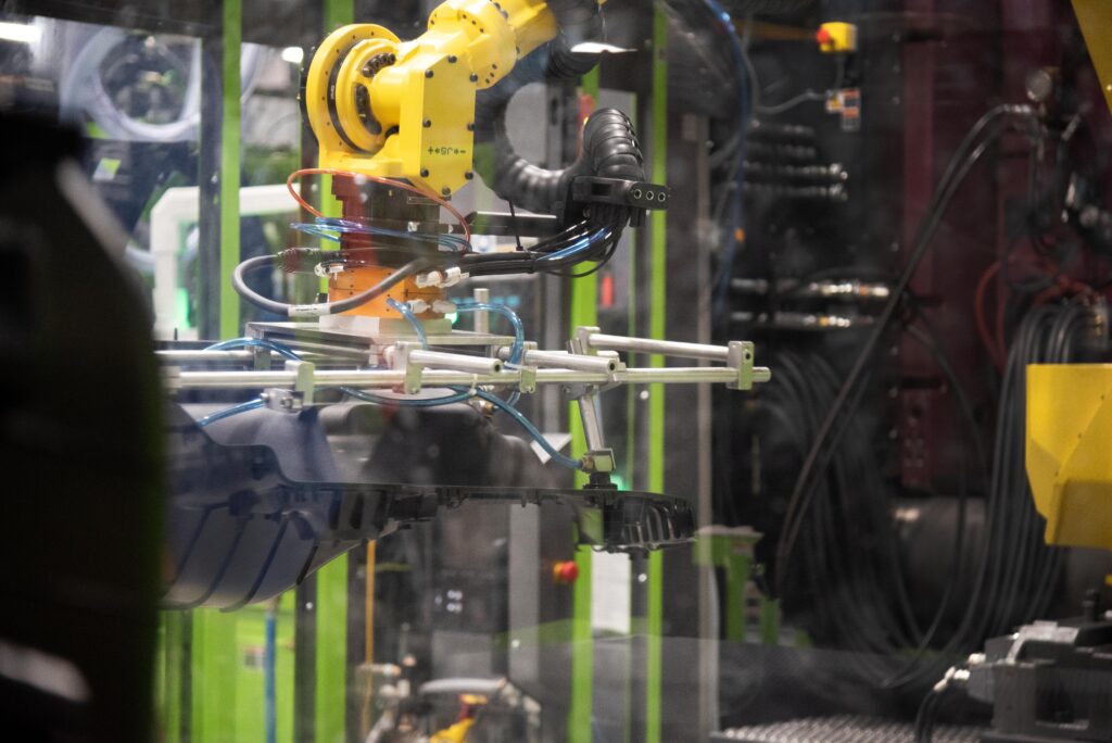 kumi automation robot